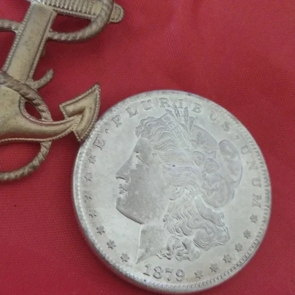 Military Patch&Pin - Picture 2 of 3